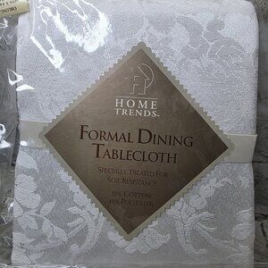 HOME TRENDS Formal Dining Tablecloth White Oblong 60 x 84"  NIP